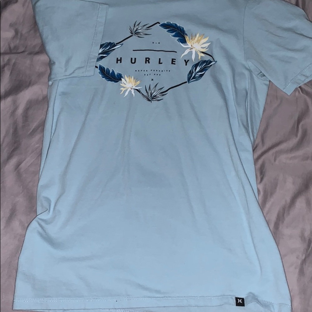 Hurley t-shirt